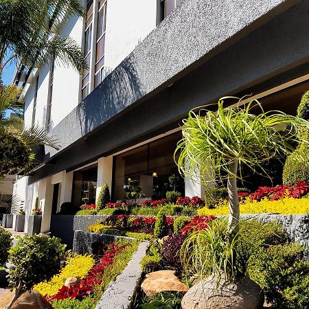 Hotel Las Pergolas Guadalajara Bagian luar foto