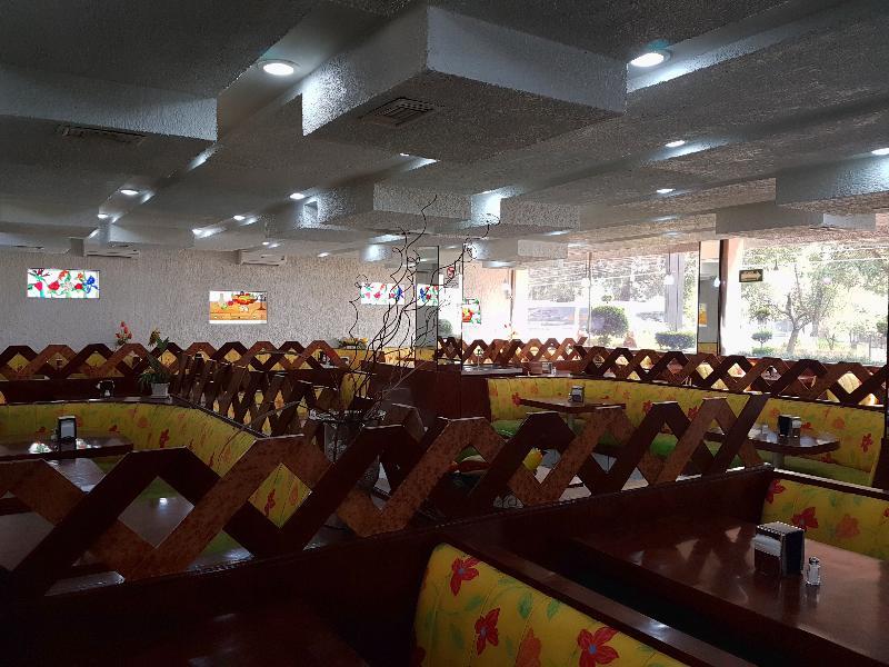 Hotel Las Pergolas Guadalajara Bagian luar foto
